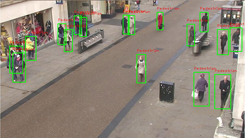 智慧路灯杆搭配智能监控系统，实现多功能智能行人检测识别，提高智慧城市安防效率和水平。