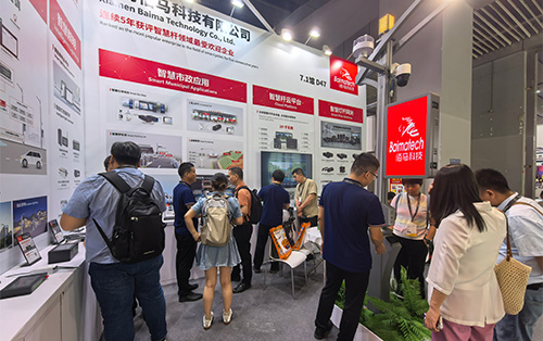 第30届广州国际照明展览会近日圆满落幕，佰马科技已连续6年参加光亚展，作为物联网高新技术企业、智慧路灯杆最受欢迎企业、最具影响力照明品牌，佰马持续为全球观众奉上品类最齐全的高品质工业级智能网关、工业路由器、集中控制器、智能灯控器、物联网云平台等产品线，全面覆盖从智慧杆到道路物联网的应用需求。今年展会，佰马科技着重针对智慧交通、道路照明