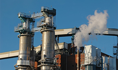 炼化工厂污染物排放治理面临监测复杂、控制响应滞后等多重挑战。佰马工业RTU以其实时、多点、可靠的数据采集能力和远程管控功能，有效助力实现炼化厂污染物排放管控。