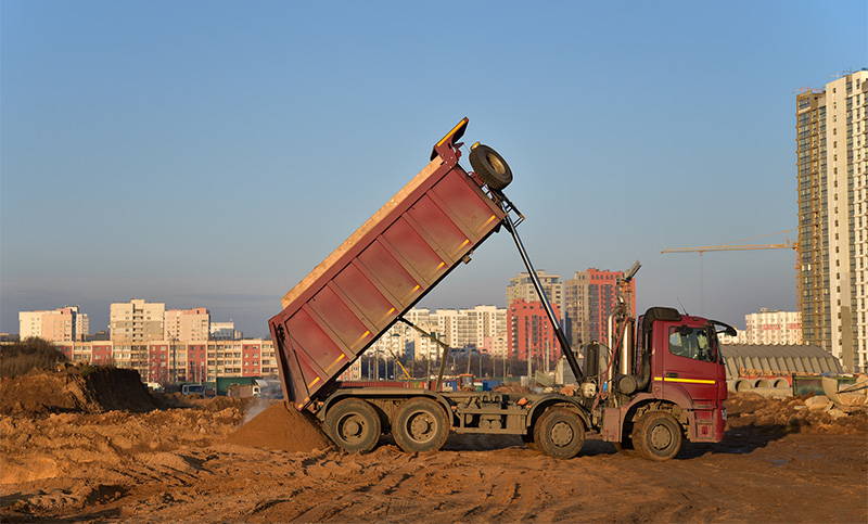 渣土车.jpg 渣土车.jpg