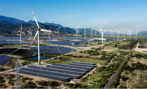 风光储一体化项目作为可再生能源高效利用的创新模式，通过多能互补提升了可再生能源的实用性与经济性。工业数采网关作为新能源监测和管理系统的“神经中枢”，发挥着异构数据统一采集、协议转换、边缘计算、联动控制、智能告警等关键作用。