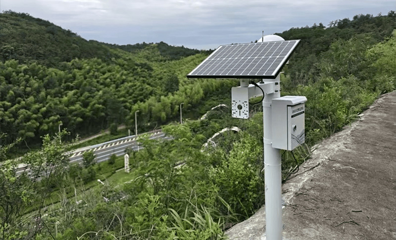 公路边坡路基监测系统.jpg