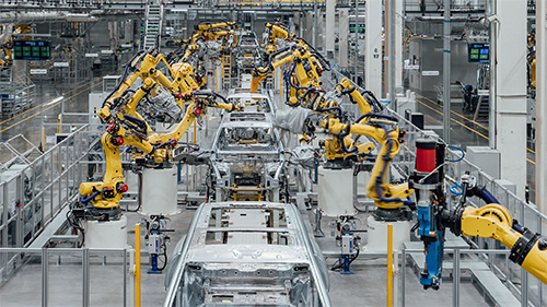 随着我国工业4.0的持续发展，工厂无人化成为制造业发展的新目标。针对智慧工厂建设，佰马科技提供基于工业5G网关的物联网无人值守方案，释放5G通信强大能力，加快推进无人化智慧工厂转型升级。