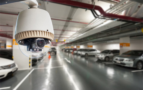 佰马工业级 PoE 交换机在简化布线、适应恶劣环境、稳定传输、便捷管理等方面优势显著，可有效提升地下停车场视频监控系统的稳定性、安全性与经济性，得以成为现代智能停车场建设的核心网络设备。