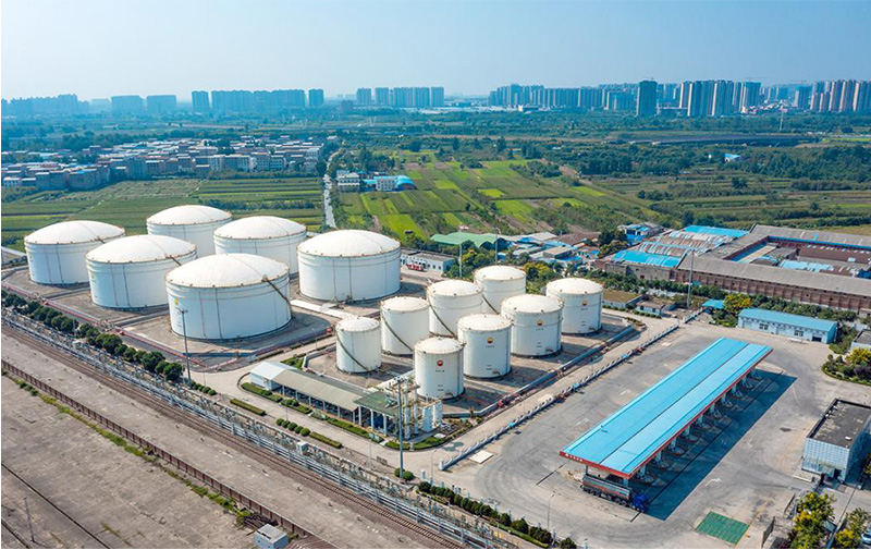 油库仓储设施.jpg